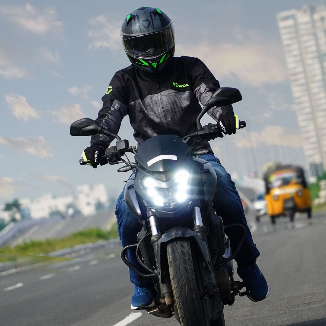 REVIT CYCLONE 3 H2O RAIN JACKETS (Waterproof): Black - Suzuki Motorcycles  Riding Store