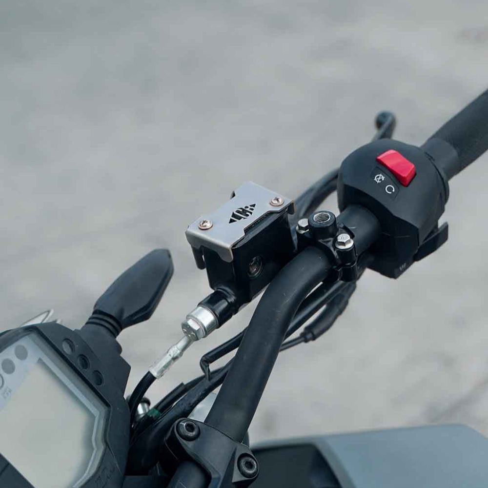 KTM Duke 250 KTM Duke 250 BS6 GEN 2  Aries Front Brake Fluid Cap